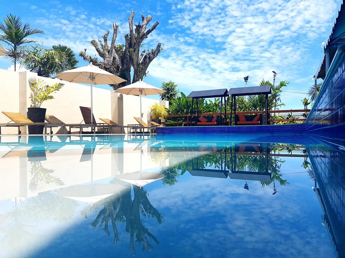 קוקופו Gazelle International Hotel מראה חיצוני תמונה